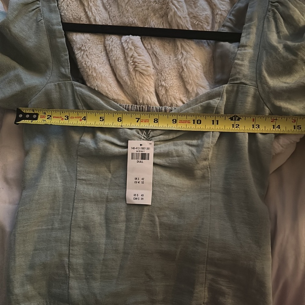 Nwt Short-Sleeve Cinched Linen-Blend Top - Picture 4 of 7